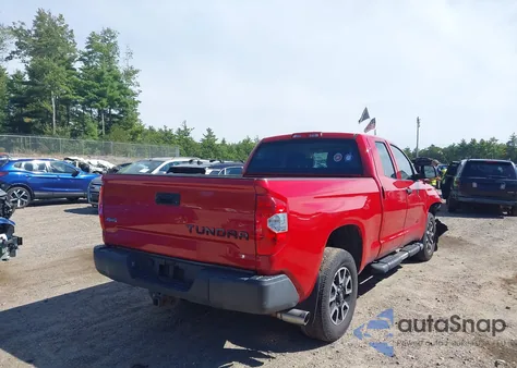 2017 Toyota Tundra Sr 4.6L V8 z USA, uszkodzony, nr VIN 5TFUM5F15HX070194